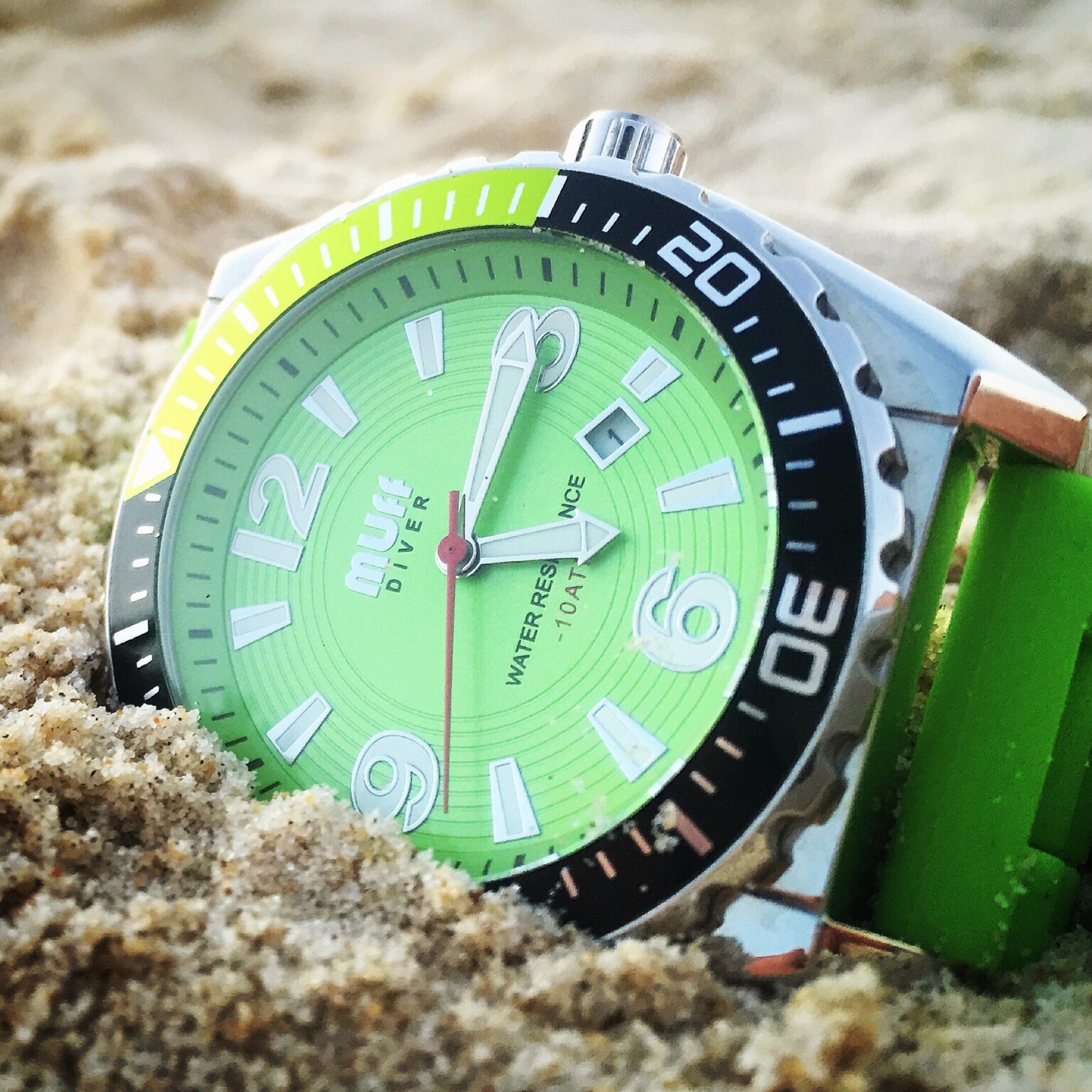 Juicy Muff Muff™ Diver Watches